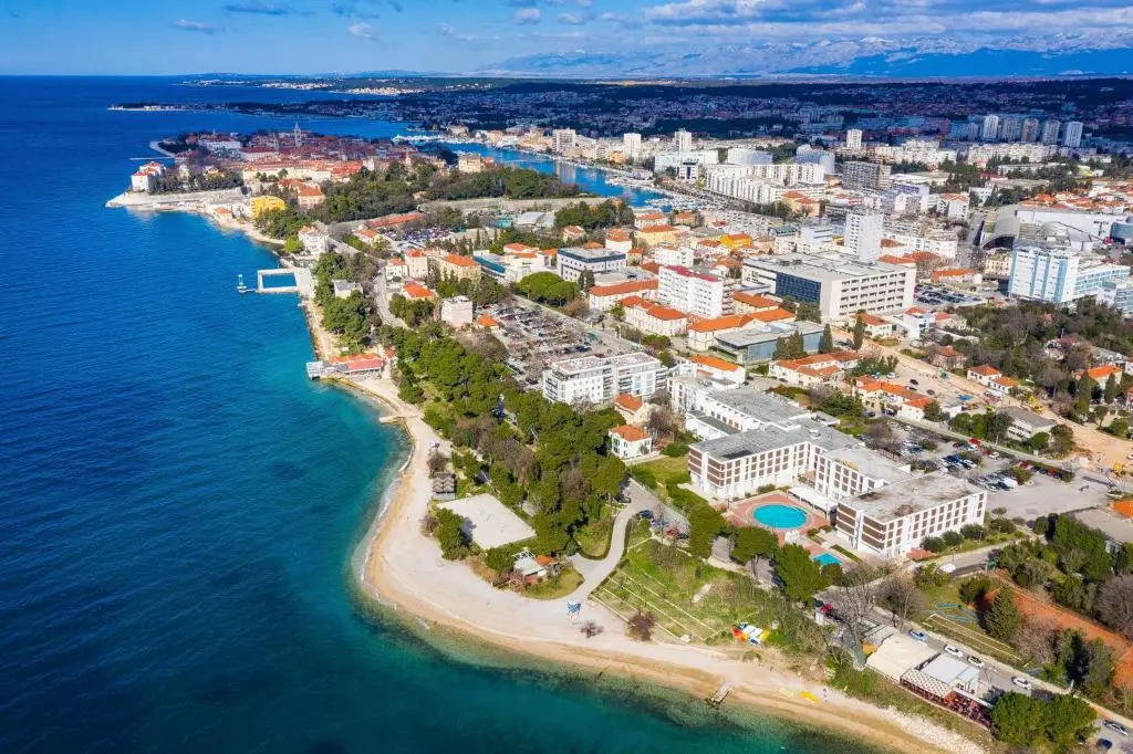 APARTMENT "B" 50 m from the beach