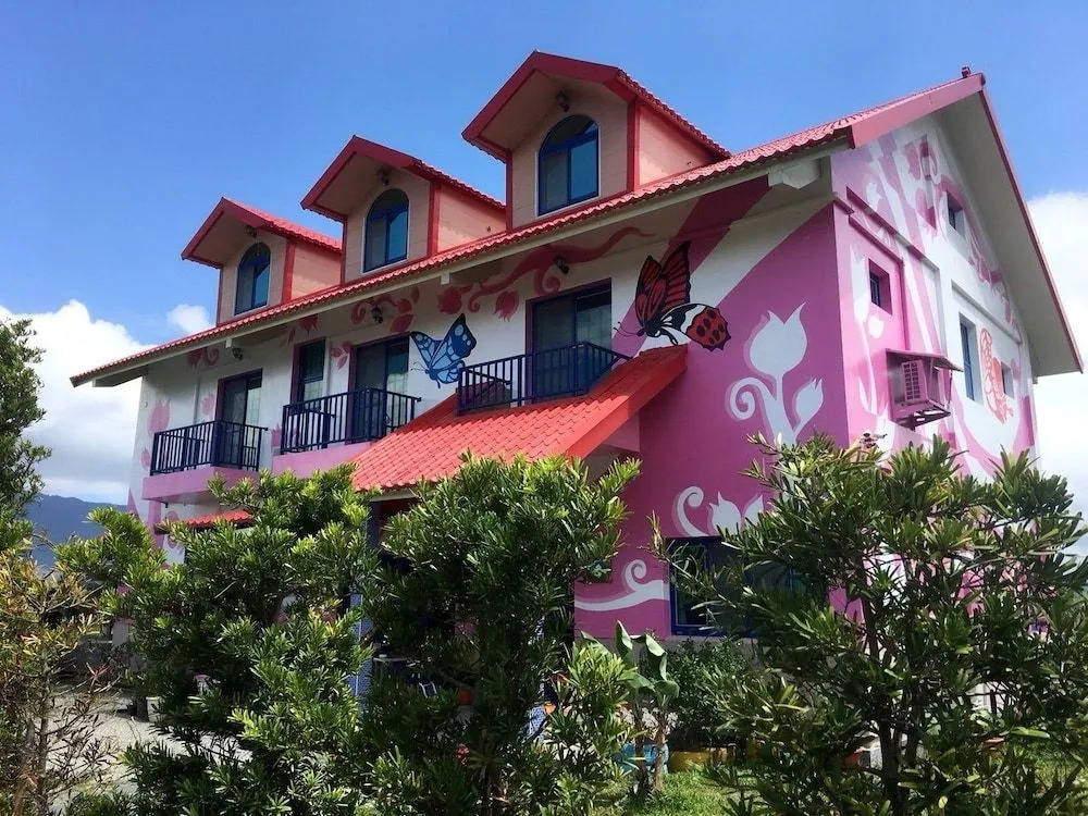 Tao Heung Garden B&B