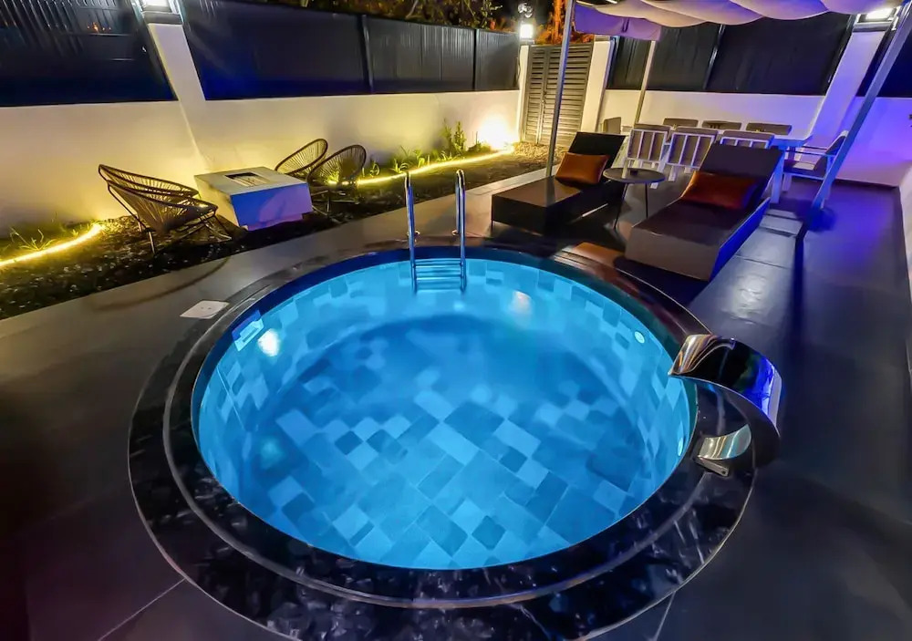 Sunshine Villa