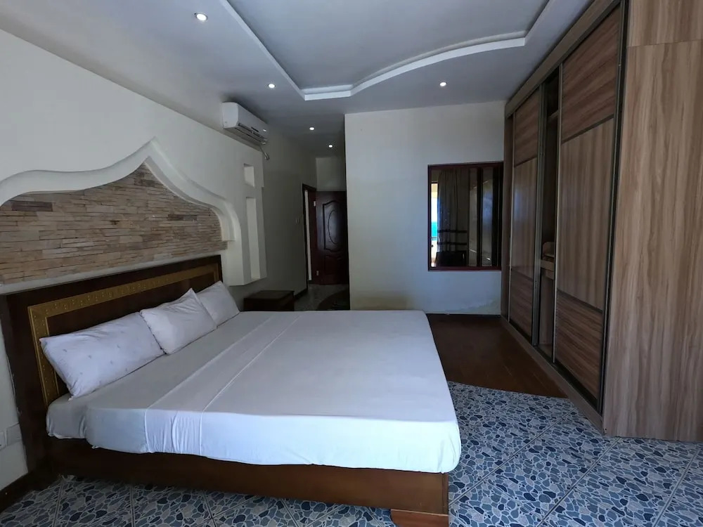 Omega Beachfront Luxury Apartments