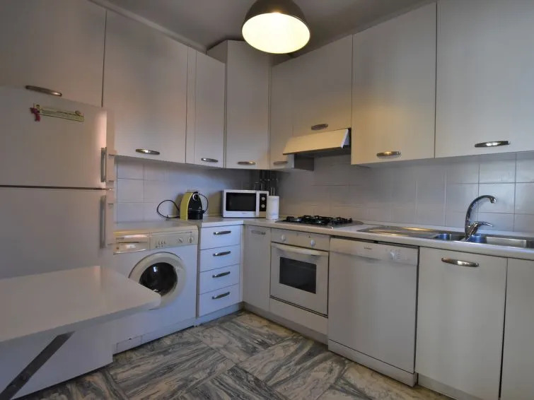 Apartment Casanas-1 by Interhome