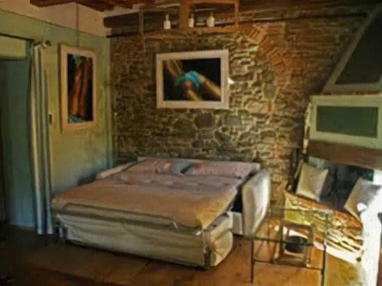Residenza Fra Le Torri - Charme & Art Gallery Home