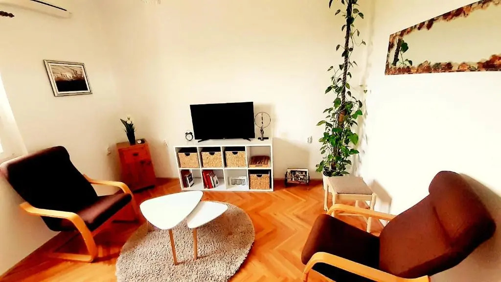 Mediterranean House - Forest Marjan
