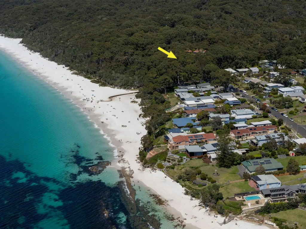 Sand Water at Hyams Beach