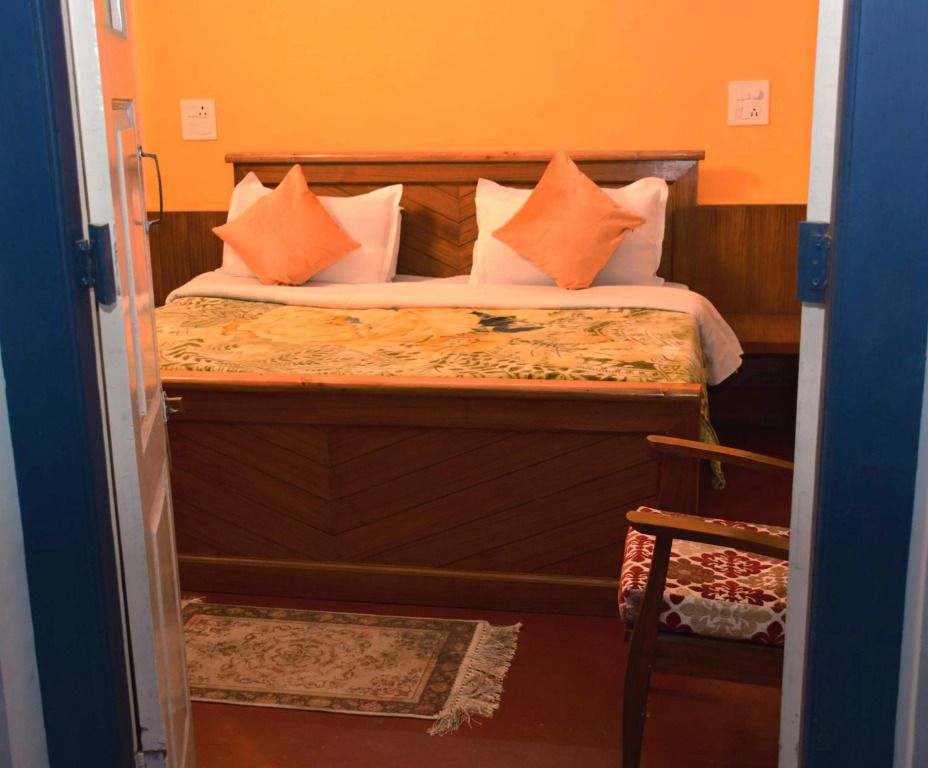 Solan Retreat