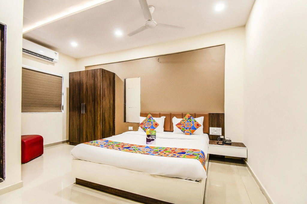 FabHotel Pratiksha