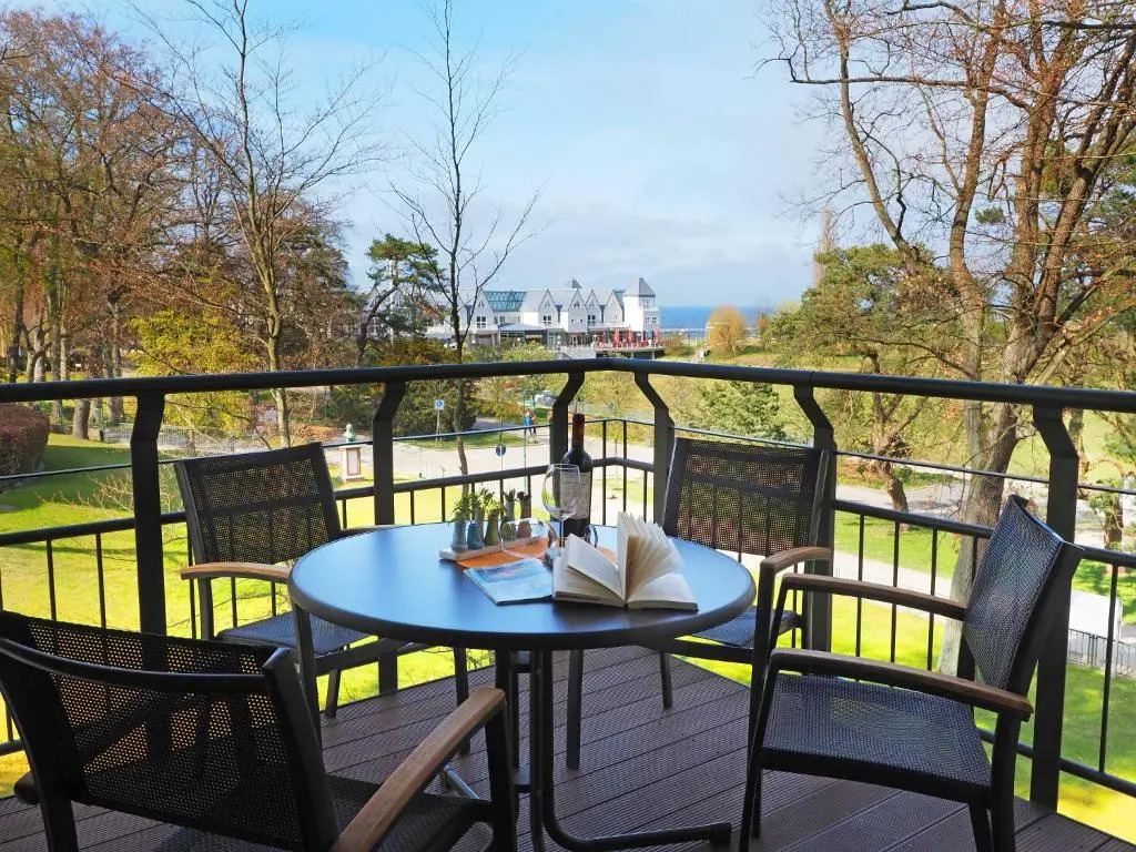 Kaiservillen Heringsdorf - Appartement mit 2 Schlafzimmern und Balkon D212