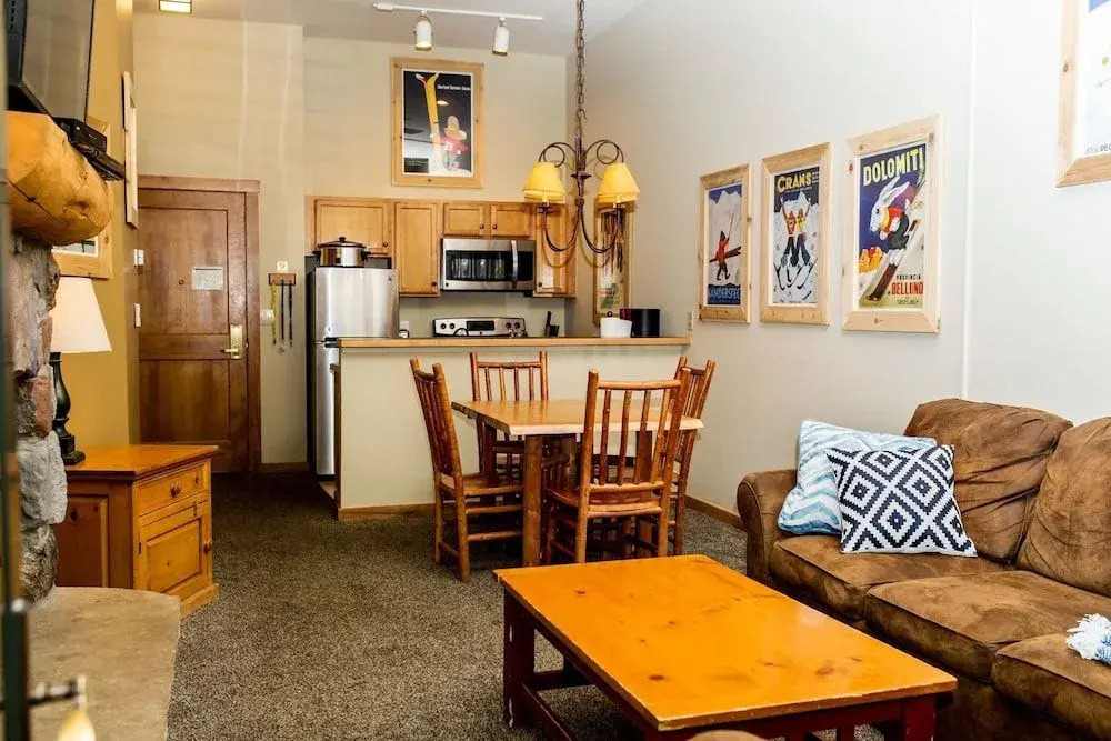 Arapahoe Lodge #8102 - 1 Br Condo