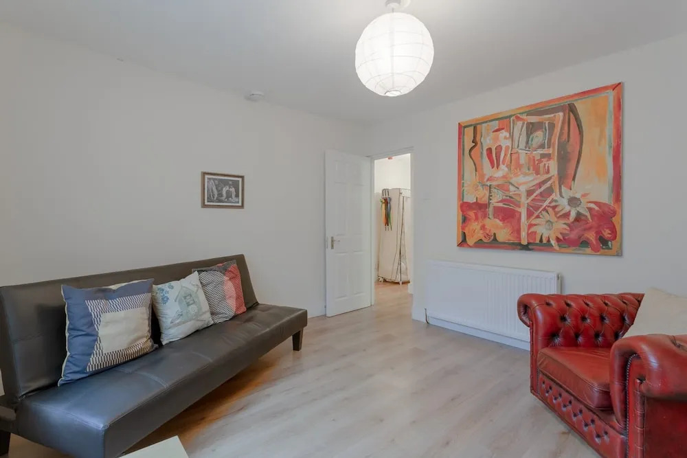 1 Bedroom Apartment in Notting Hill Accommodates 3