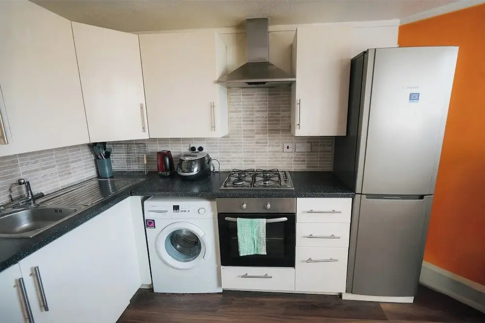 London Luxury Flat - Upper Whistler Walk