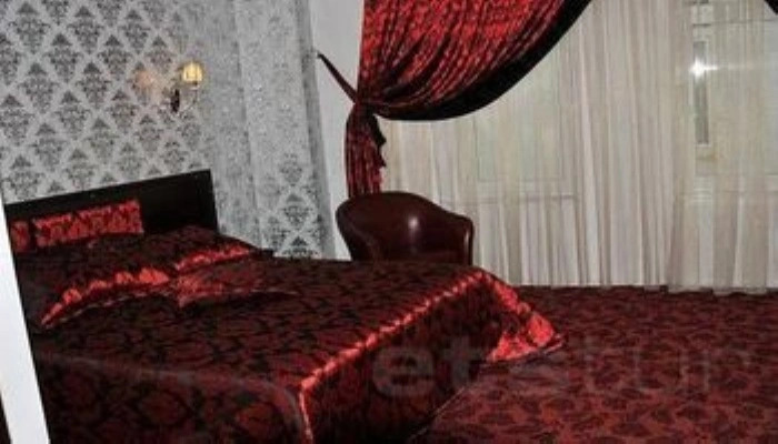 Sword Hotel