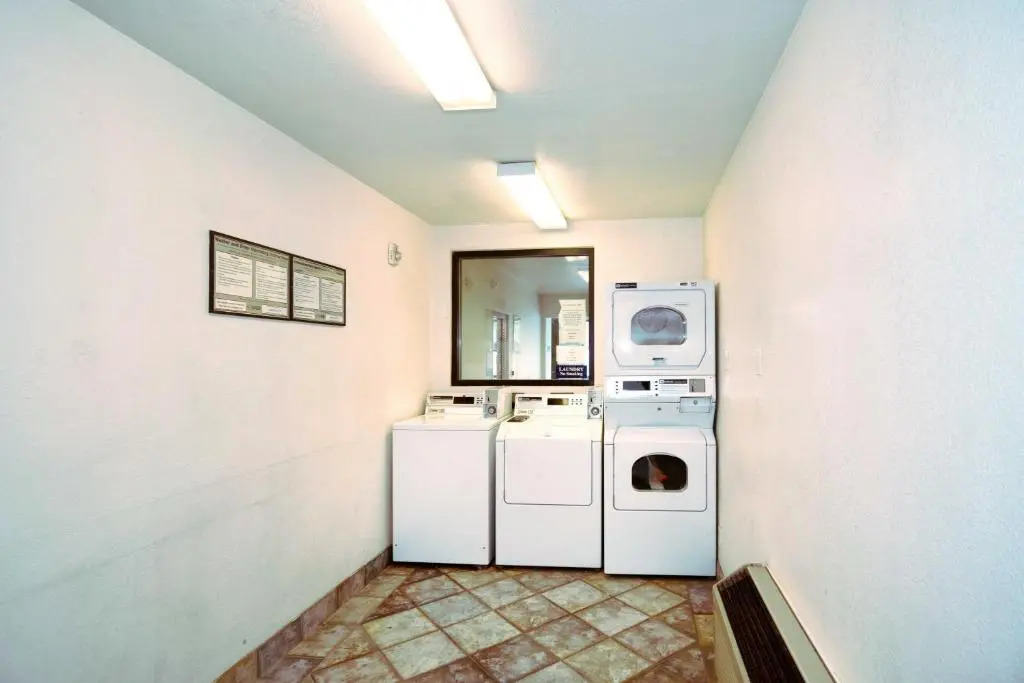 Motel 6 Reno West