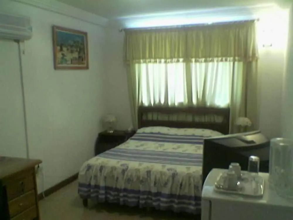 Eastoment Hotel