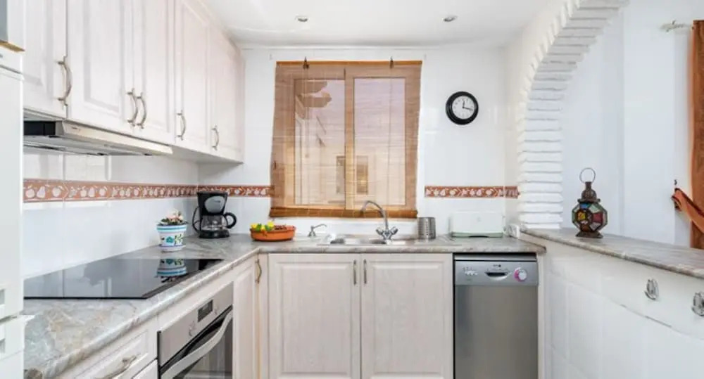 Apartment - 2 Bedrooms with Pool, WiFi and Sea views - 107869