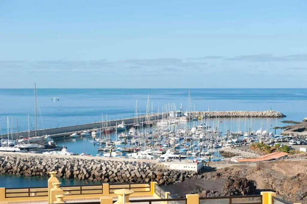 327 - Edf Aguamarina - Vacation Rental Home in the coast line of Golf del Sur