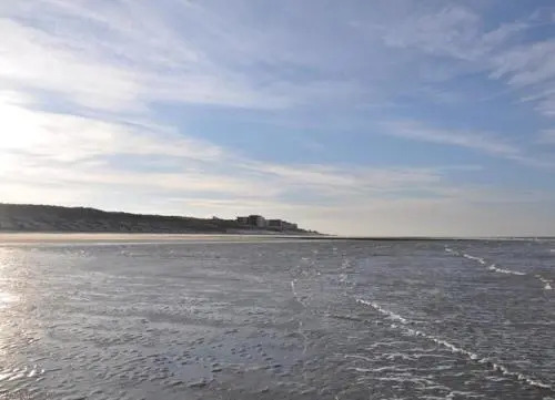 WoogeTraum - Traumwohnung mit Meerblick direkt am Strand