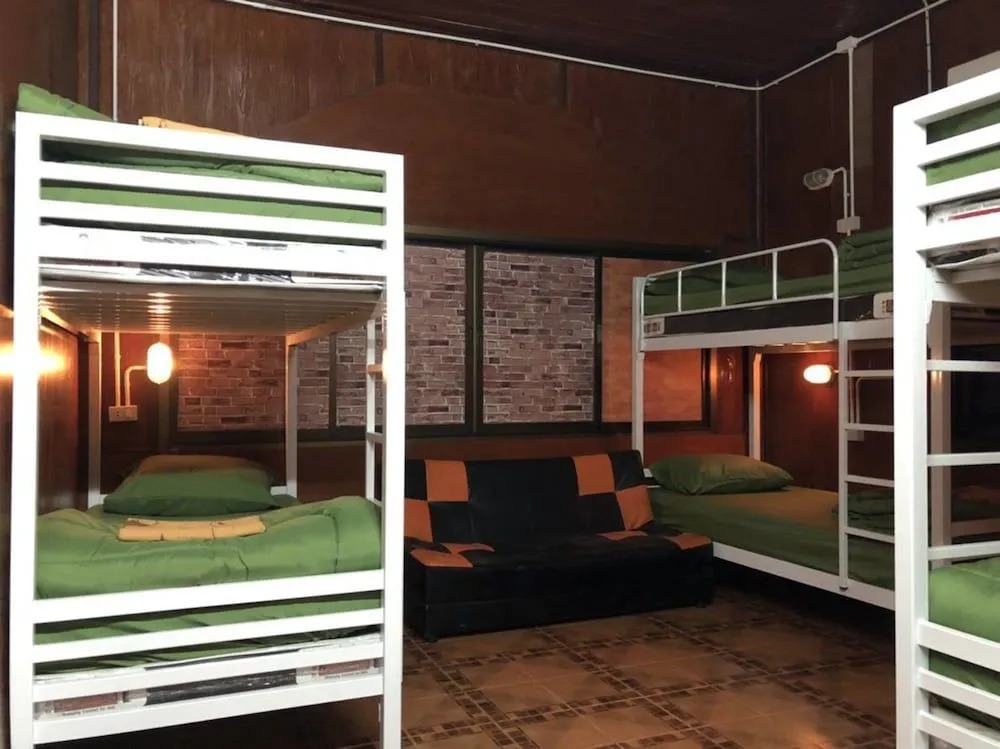 Sunshine Home - Hostel - Adults Only