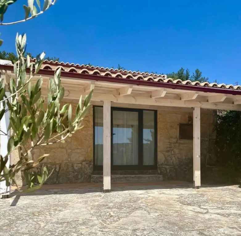 Private Two-house Villa With Pool in Olive Garden