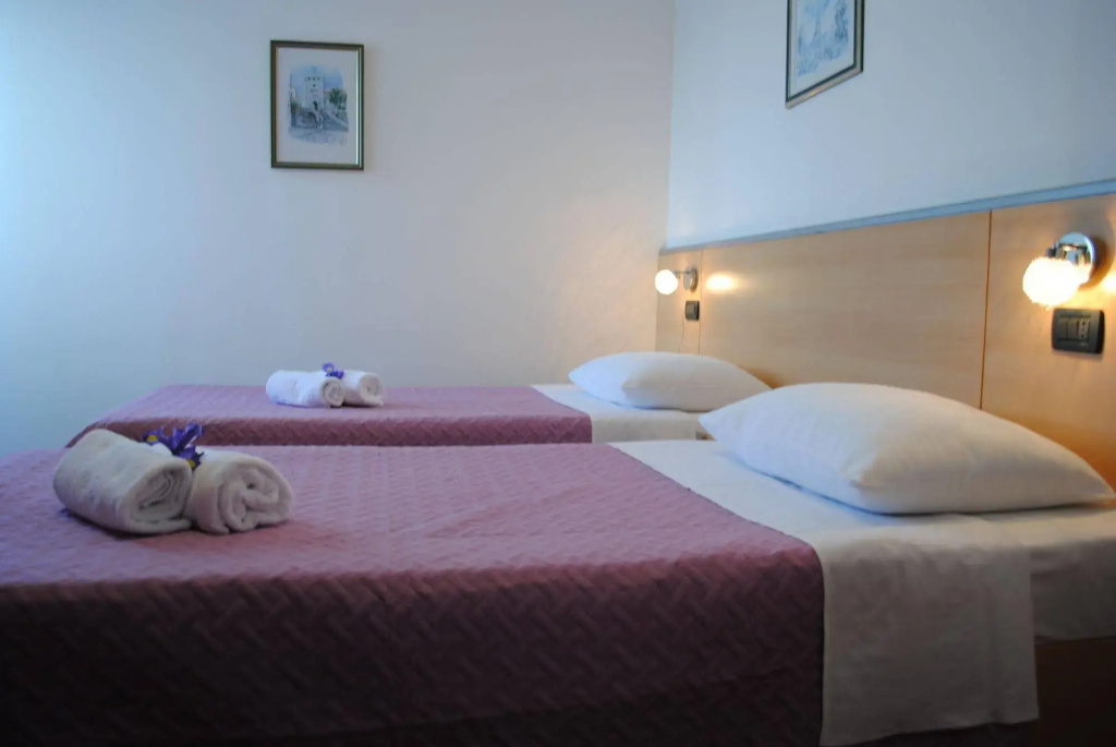 Hotel More