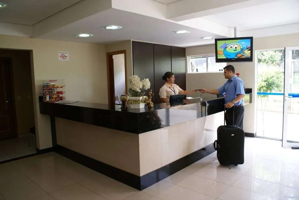 Cristal Palace Inn