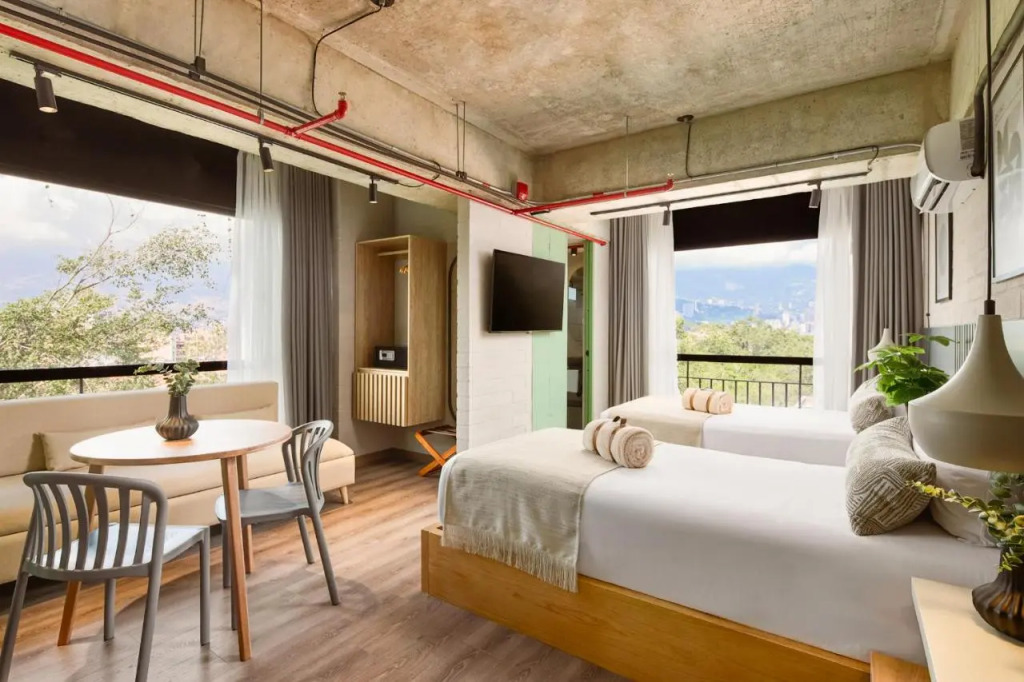 Urbit Social Lofts