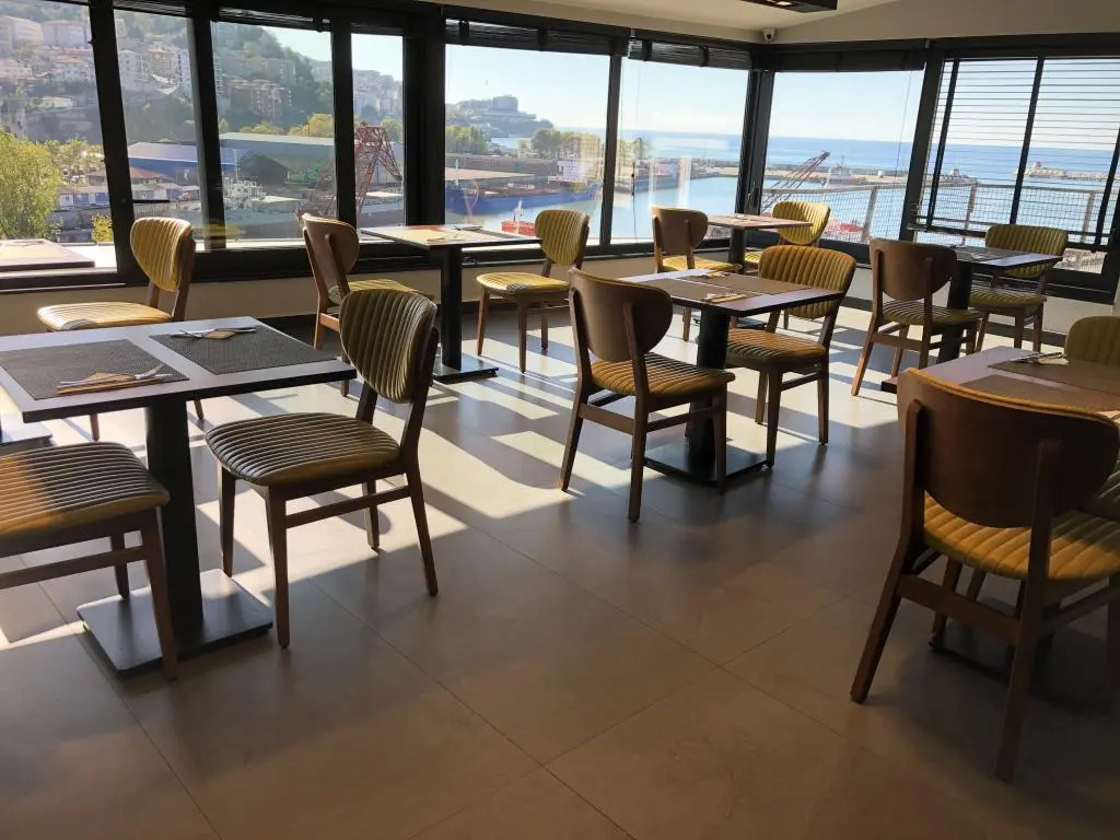 Mer Hotel