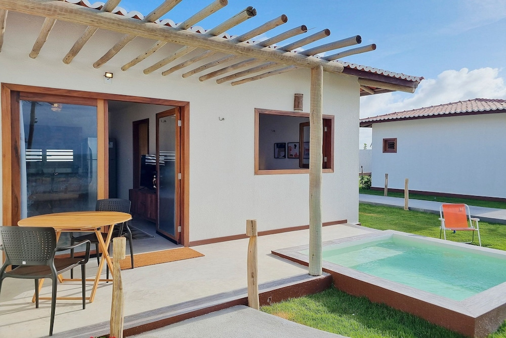The Point Bungalow on the Sand in Fortim By Carpediem