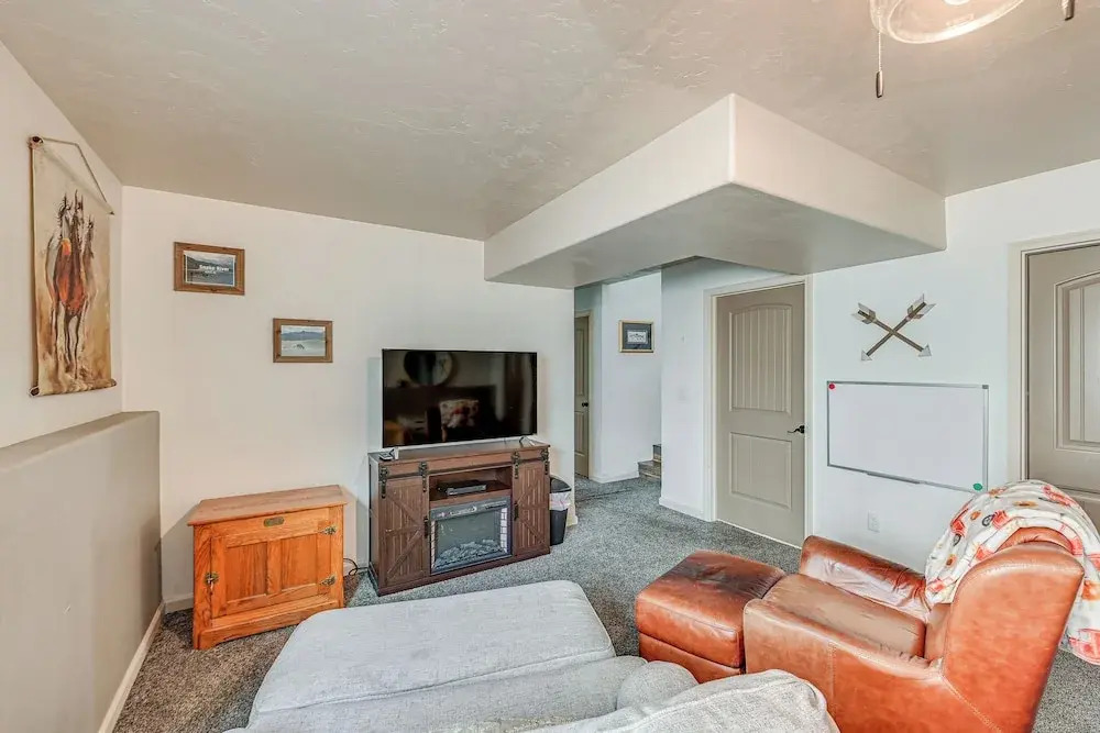 Walk to Downtown: Family-friendly Cody Home!