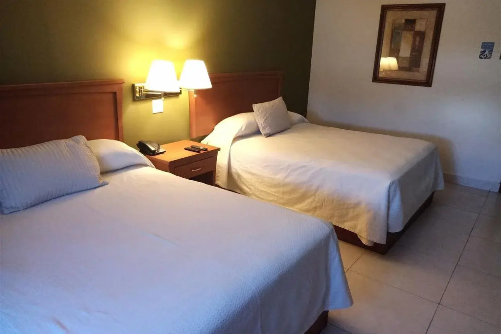 Baja Inn Hoteles La Mesa