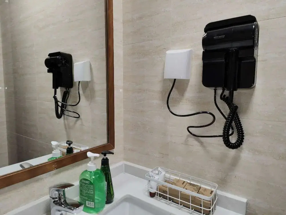 Atrium Fengzhu Homestay