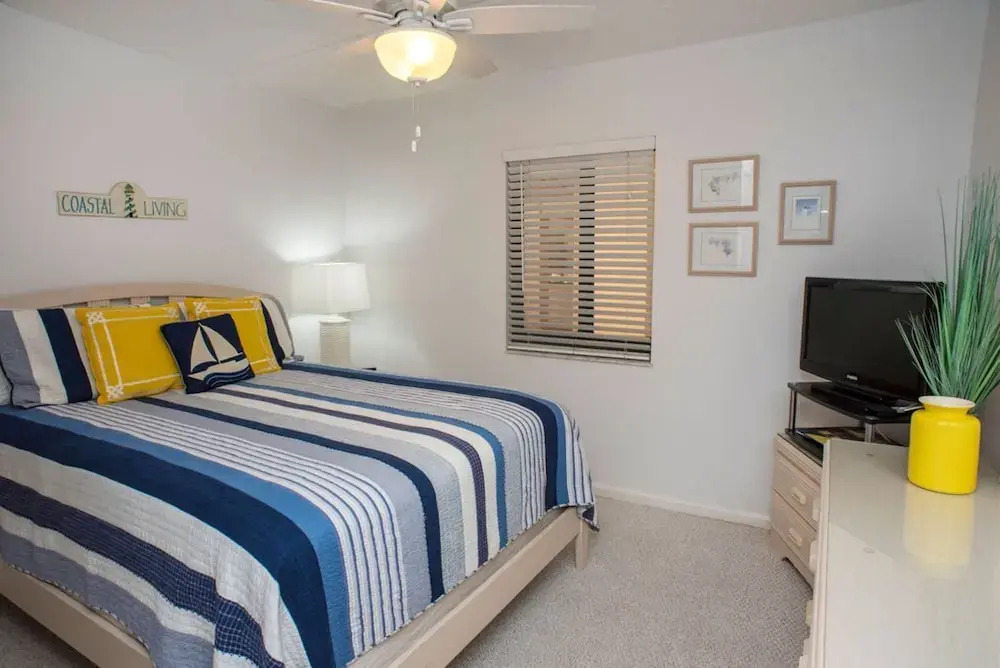 Unit 2101 - Ocean Racquet Club