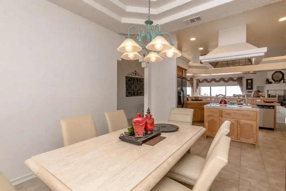 Vega Lane , Breathtaking Panoramic Lake View!