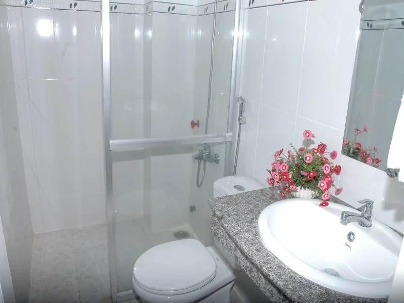Hoàng Chánh Trí Hotel
