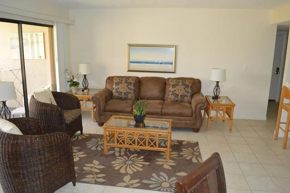 Cove II 323F 2 Bedroom Condo By Midnight Cove II