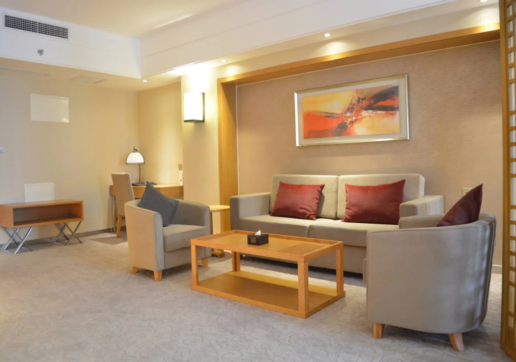 Eaself Hotel