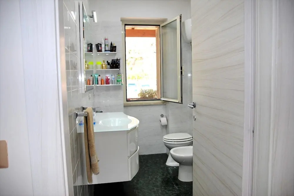 Villa Giselda With Private Pool and Outdoor Whirpool