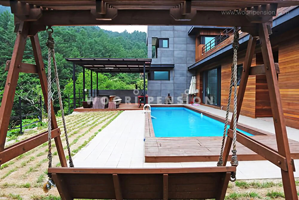 Gapyeong baeknak Flat House