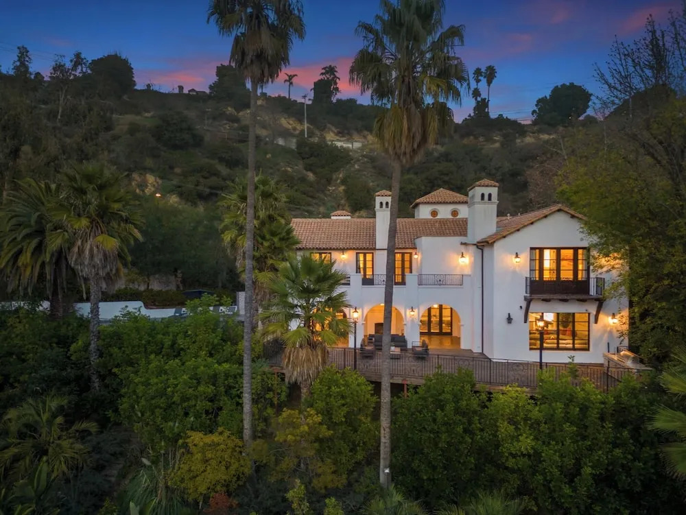 Spanish Villa - Stunning Coldwater Canyon Villa With Pool and Views