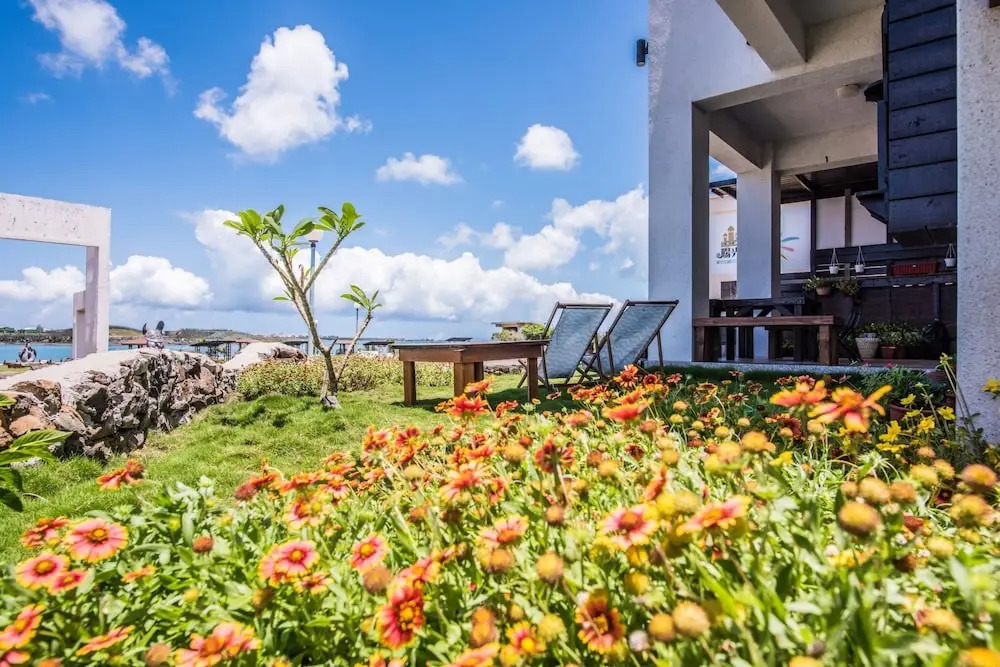 Malibu OceanView Homestay