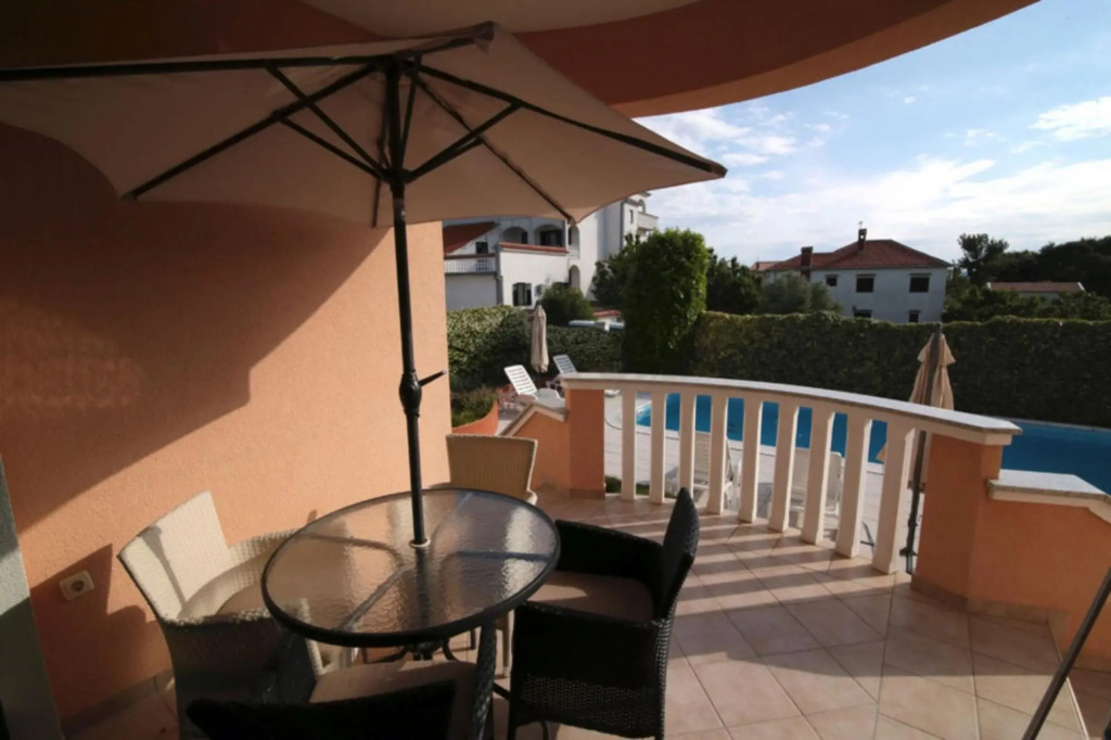 Eddie - great location & comfor - A3(4+1)