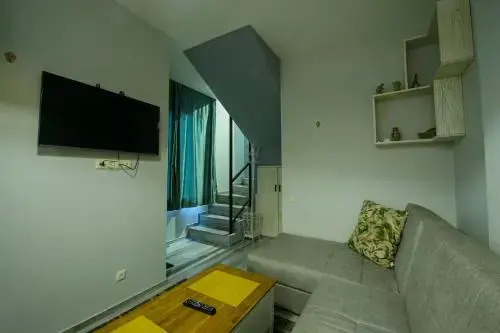 Nina's Guest House