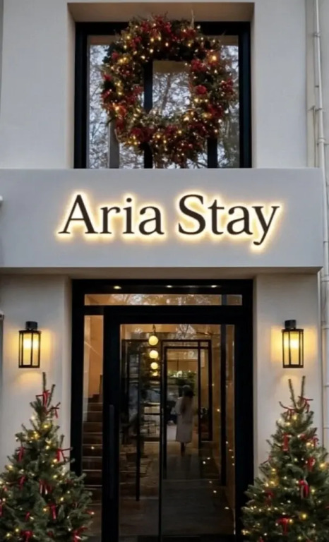 Aria Stay