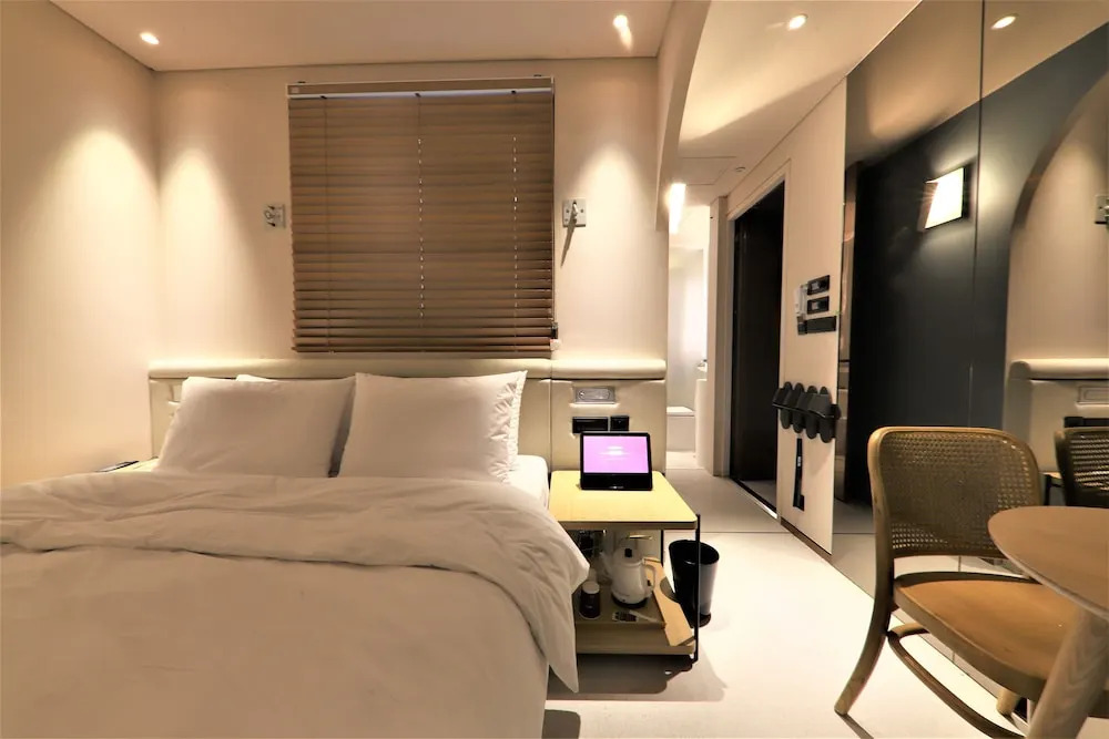 뮤트호텔 대연 MUTE HOTEL Daeyeon Busan