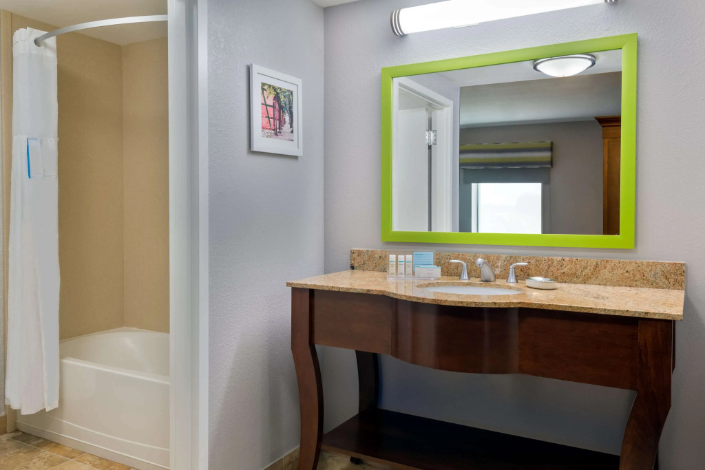 Hampton Inn & Suites Winston-Salem/University Area