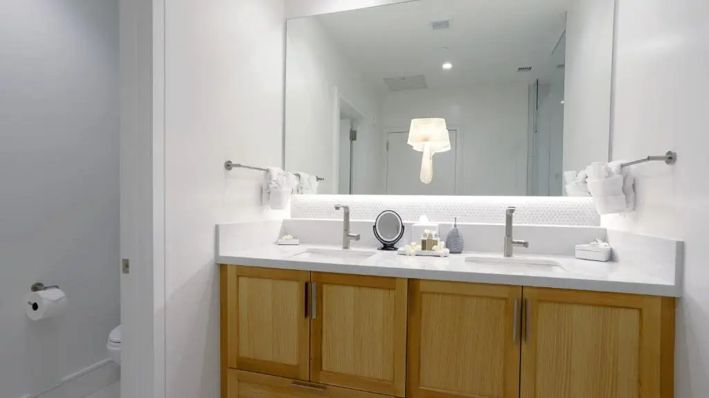 Maui Westside Presents - Luana Garden Villas 18C