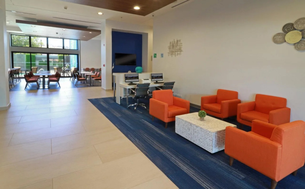 Holiday Inn Express & Suites - Ensenada Centro by IHG