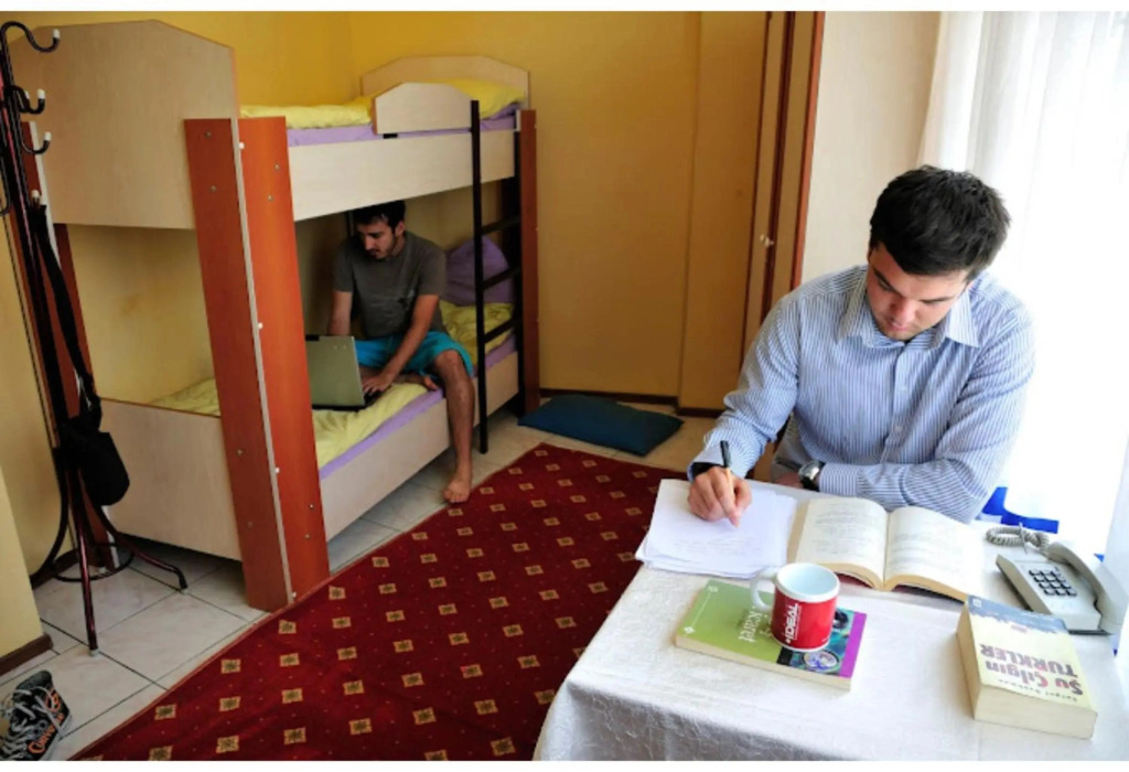 Hostelida