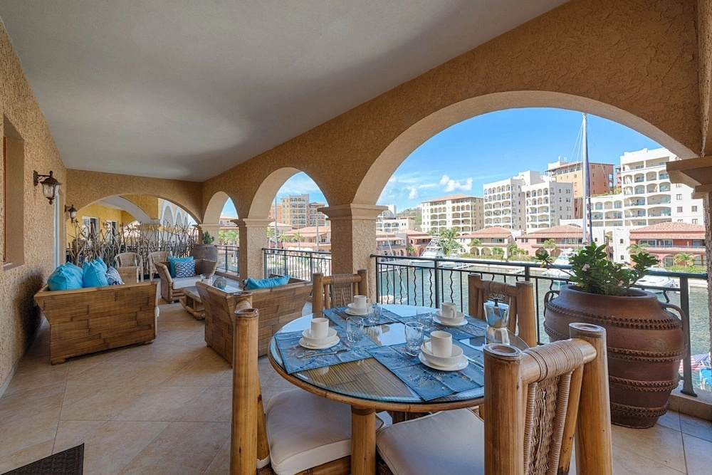 Dream Villa Porto Cupecoy P