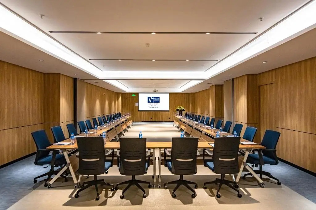 Holiday Inn Express Shantou City Center