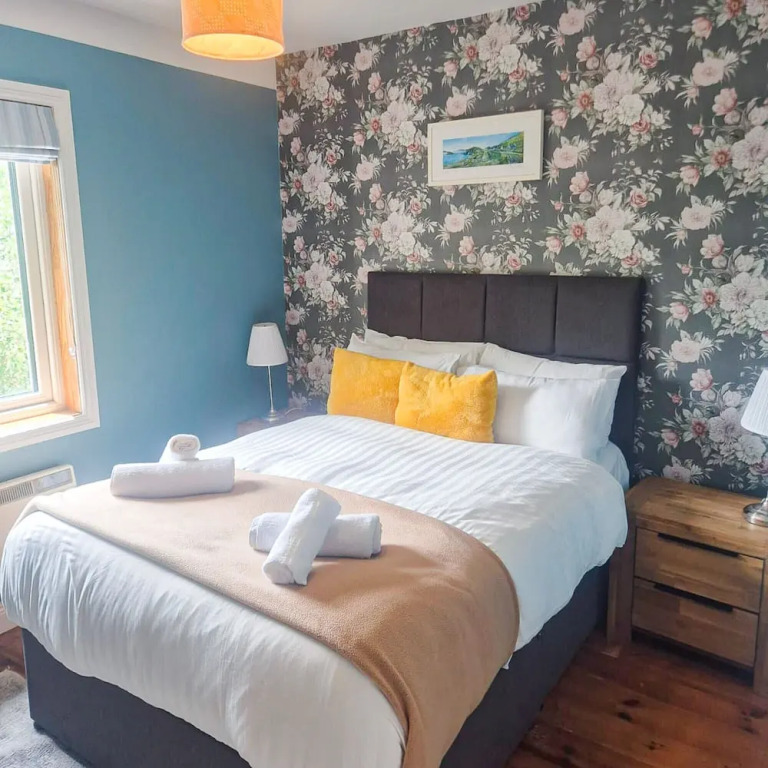 Dingle Town Holiday Home by Trident Holiday Homes
